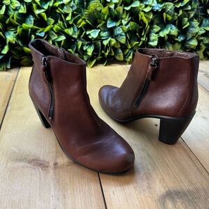 Ecco Touch 75 Ankle Booties Zip Up-Brown Leather size 37